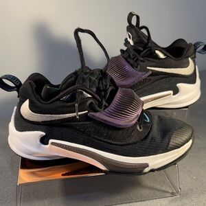 2021 Nike Zoom Freak 3 Project 34 Basketball shoes Size 5Y